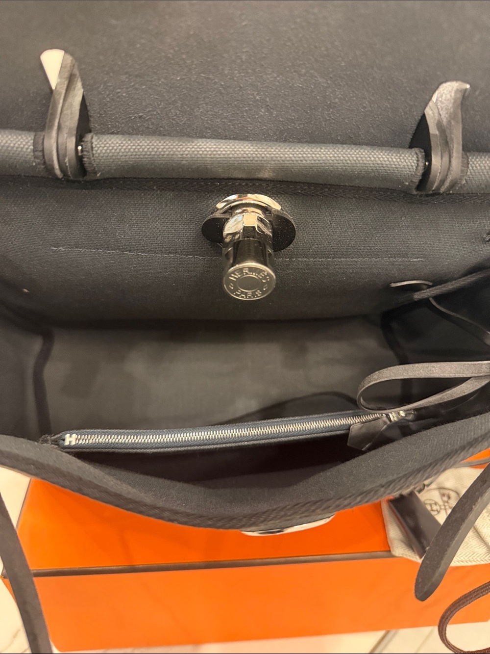 Hermes Herbag 31 - Picture 6 of 6